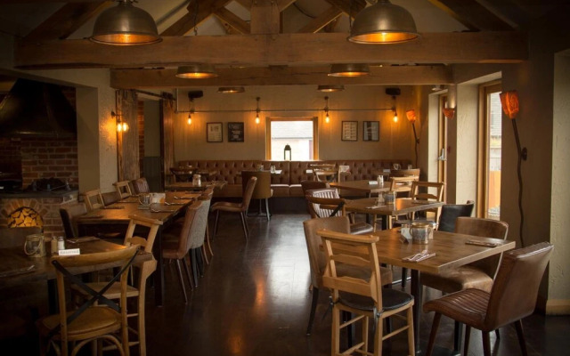 Three Horseshoes Country Inn and Spa