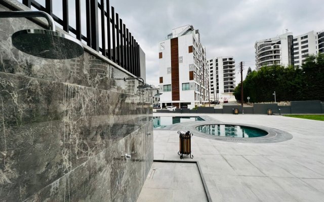 "A Brand new 1+1 Flat in Kyrenia. It is Central With a Lots of Facilities."