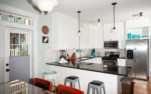 The Black Pearl 3 Bedroom Home