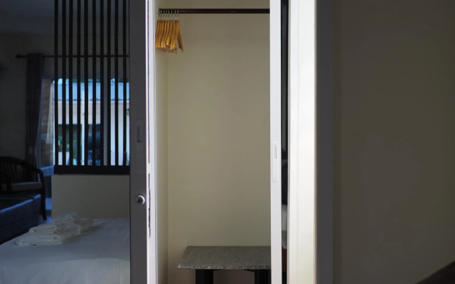 Mangoes Guesthouse