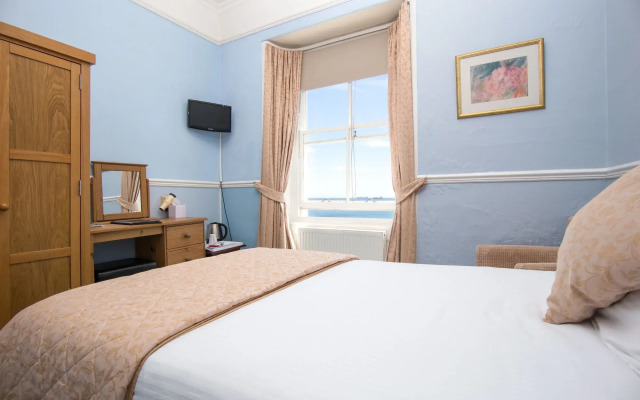 The Queens Hotel