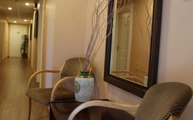 Rozana Hotel
