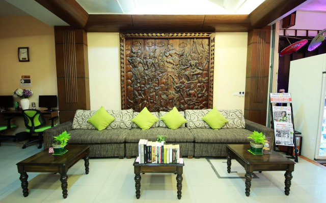 Lemongrass Hotel