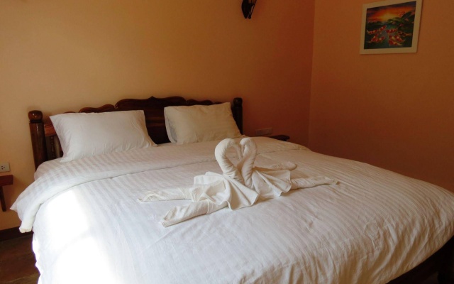 Pongsin Resort and Restaurant – Guest Rooms – Khun Han