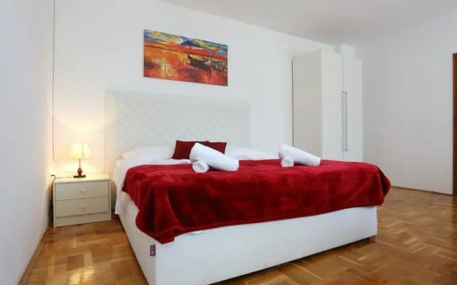 Apartments Maruna Self check-in