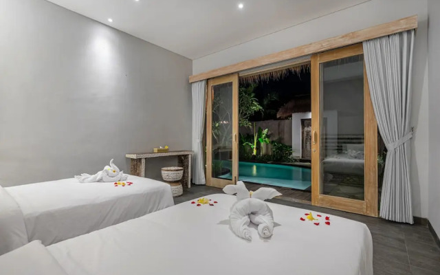 Brand New Luxury 3BR Villa Ethnic Ubud 3