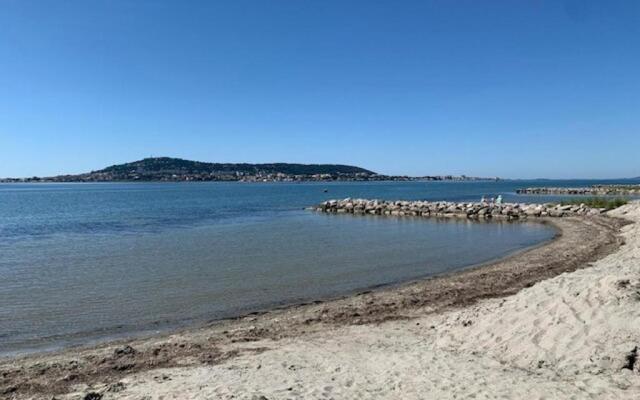 Appartement Balaruc-les-Bains, 1 pièce, 2 personnes - FR-1-503-60