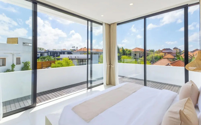 Villa Kalia 4BR Private Villa in Berawa