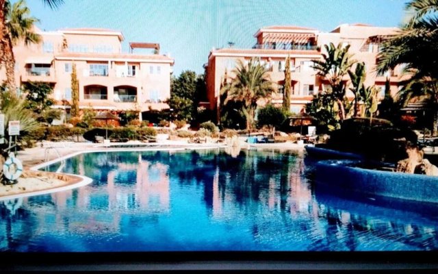 Excellent hot Beach Spot 1-bed Apartment in Paphos