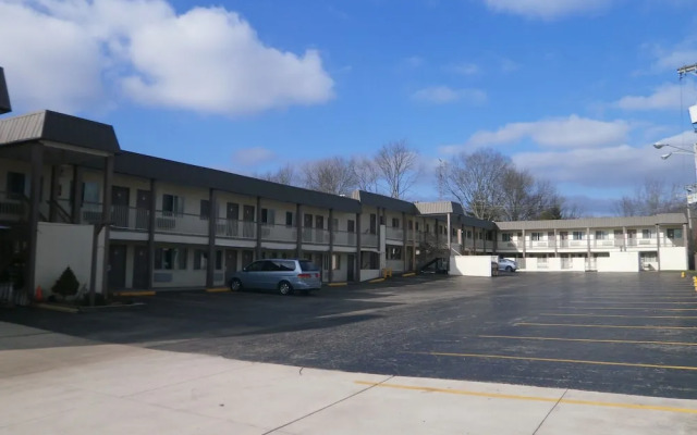 Richmond Inn & Suites