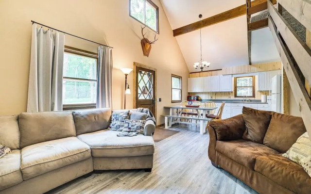 Family Roscommon Home - 3 Mi to Higgins Lake