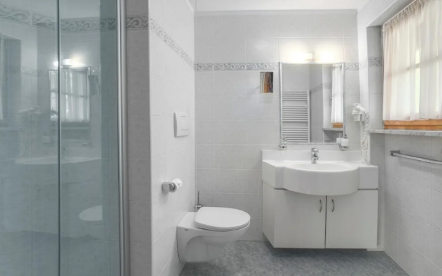 Anna Lodges Dolomites