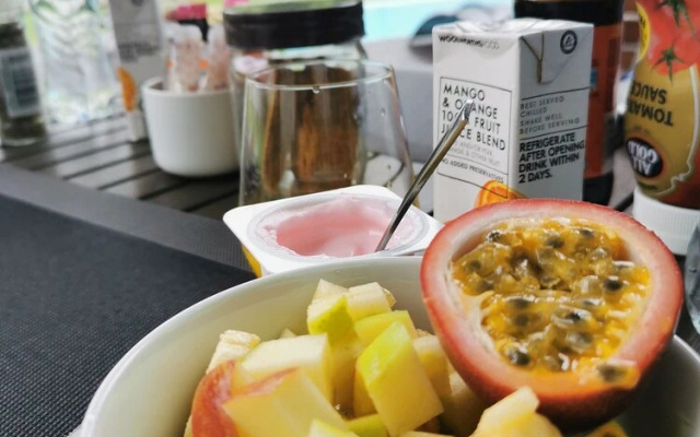 A Riverbed Guesthouse