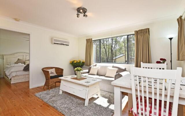 Olive Grove Villa 3 - Suite with large Bath