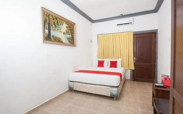 RedDoorz near Ciputra World 2