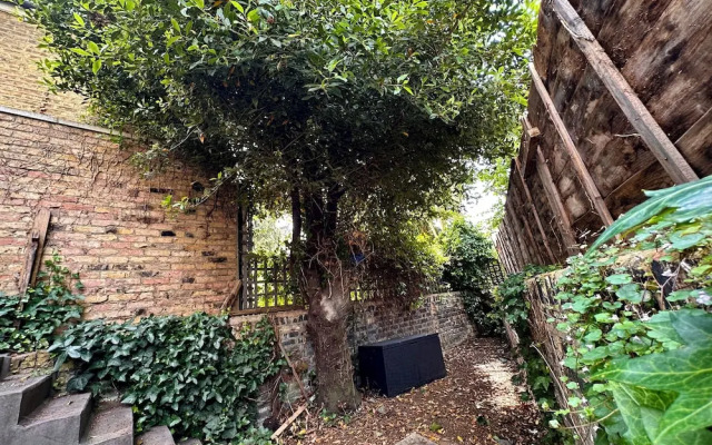 Fulham Tranquil 2BD King Bed Home w/ Parking & Gdn