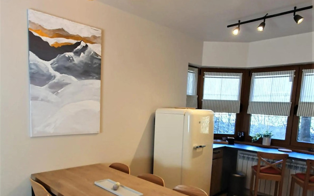 KOKICHE 4 Friends, Borovets