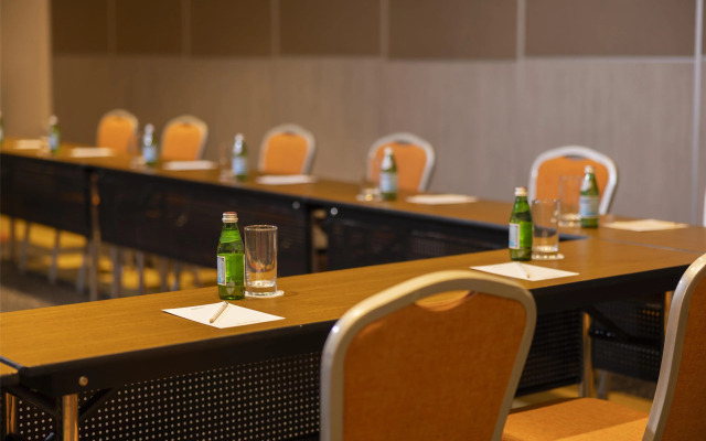 Park Inn by Radisson Iloilo