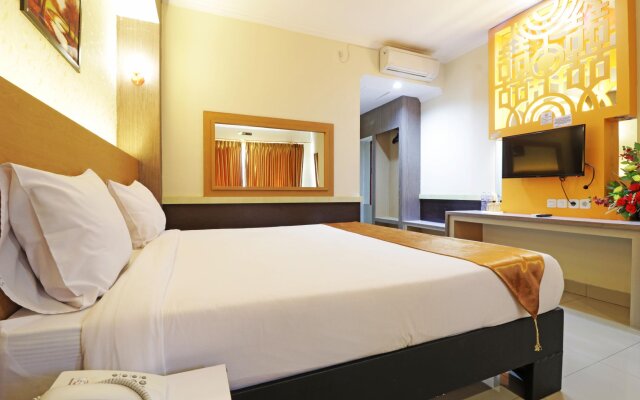 Hotel Golden Sari