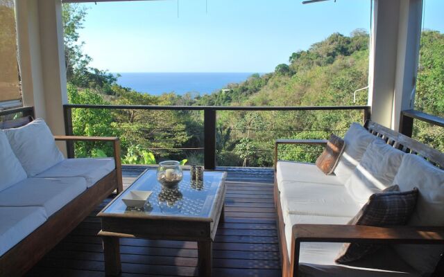 Casa Frangipani