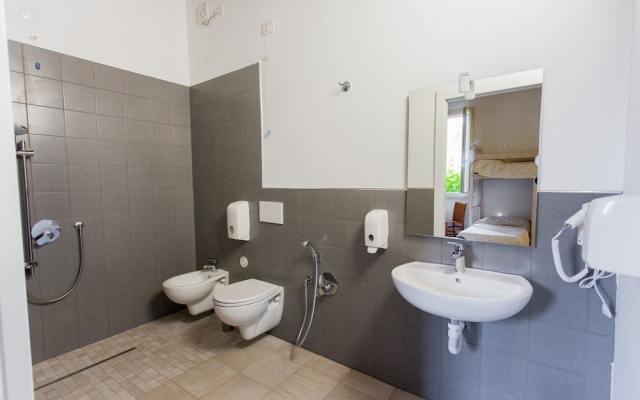 Student's Hostel Estense