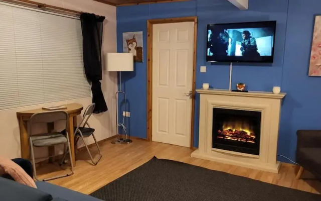 Mountainside Lodge in Aberdovey - Near Beach