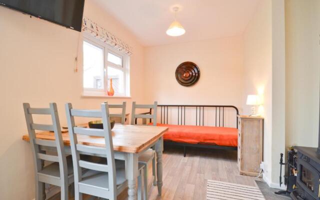 17 Tollgate Cottages