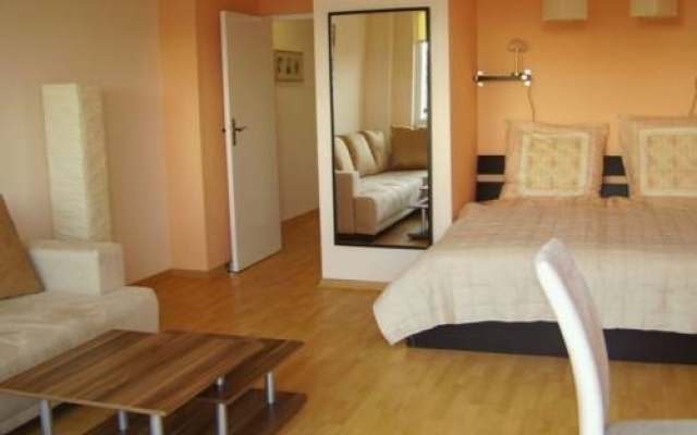Nikol Apartments - Berlin