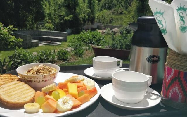 The Pine Retreat - Mall Road Dalhousie