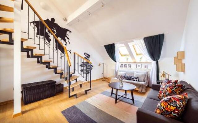 4BR 3BATH BALCONY central Harry Potter penthouse