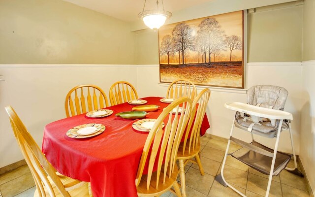 Spacious Wyoming Retreat: Fishing & Hunting