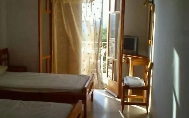 Sofos Apartments