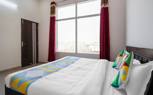 OYO Home 23279 Elite 4BHK Villa