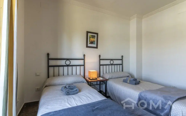 Golfside Apartment With Large Terrace