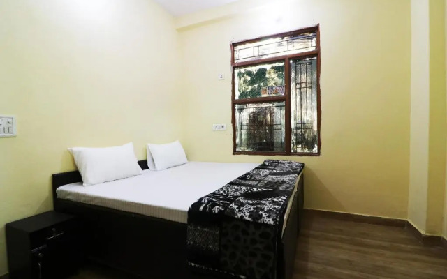 Tushir House by OYO Rooms