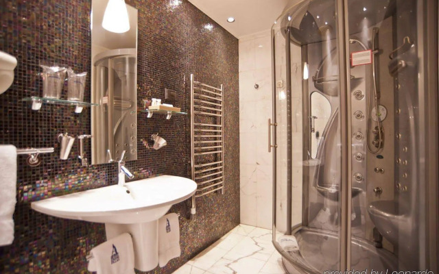 Natali Luxury Suites