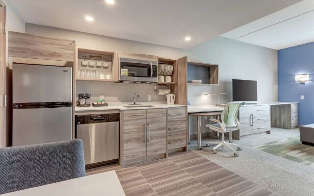 Home2 Suites by Hilton Toronto Brampton