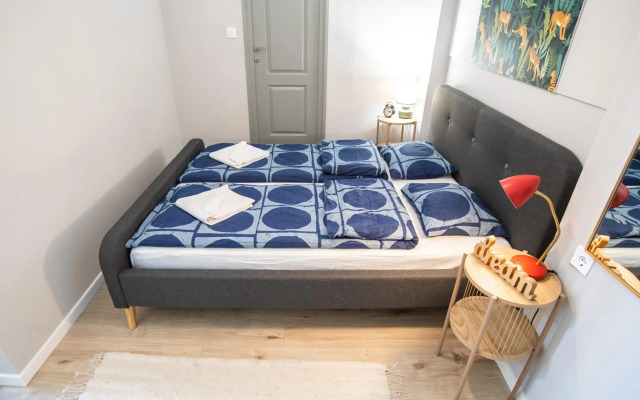 Z30 Studio In The City Center.