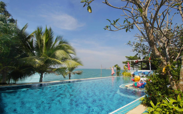 Pattaya Paradise Beach Resort