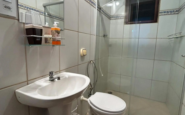 A 500 m Praia Maranduba, casa 2 quartos em Condomínio