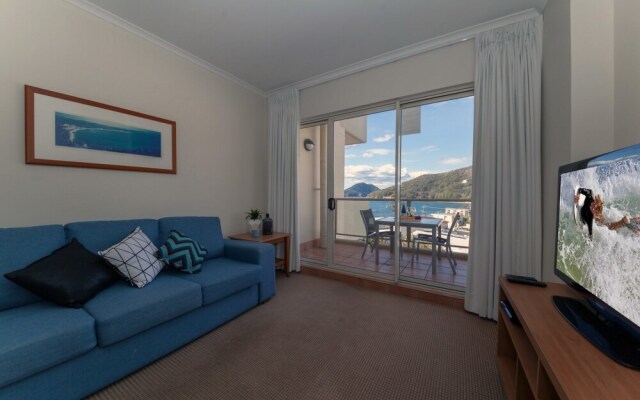 Barrington, 709/35-45 Shoal Bay Road