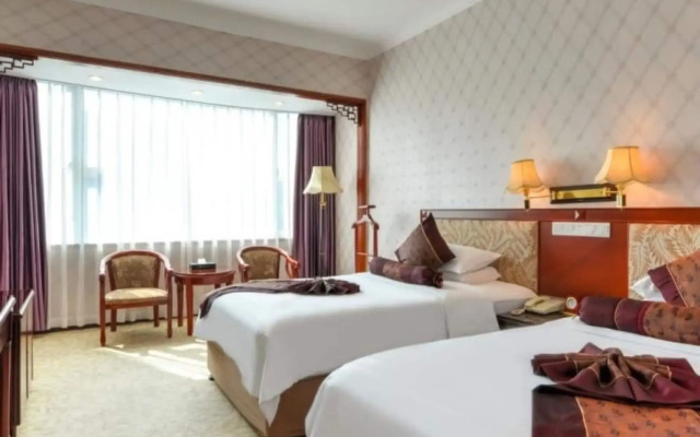 Xiamen Huaqiao Hotel