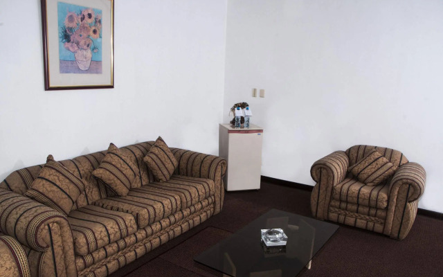 New Corpac Hotel