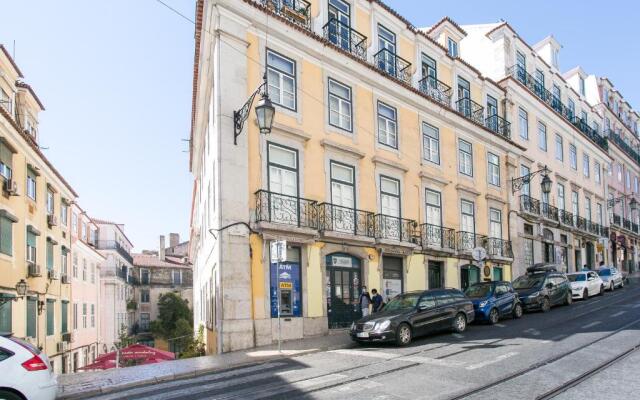 Chiado Deluxe Gem 4bdr Amazing apartment