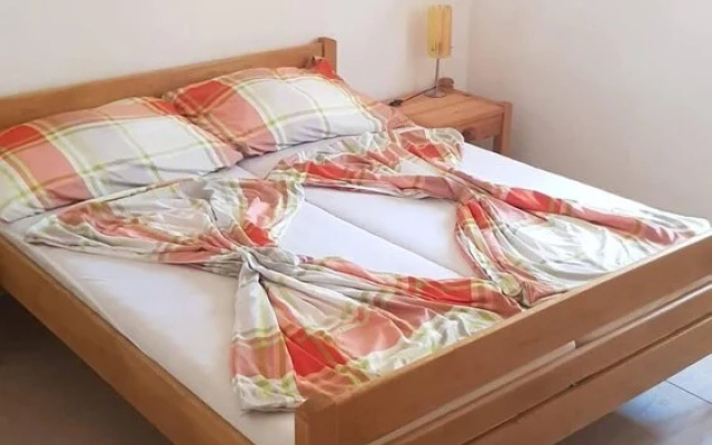 Inviting 3-bedroom Apartment Kekona in Nin Croatia