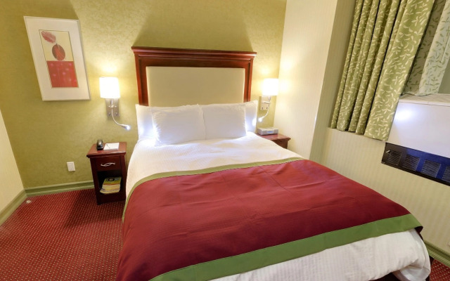 The Hotel At Times Square