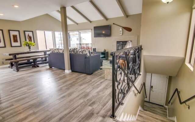 Beach Style 1 - 4 Br Townhouse