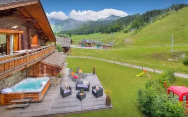 La Ferme a Juju - OVO Network