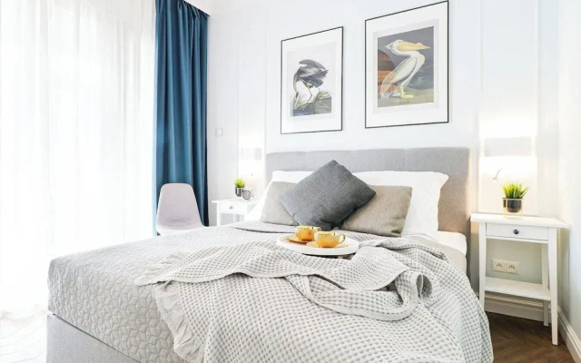 Azure Apartment by Baltic Home