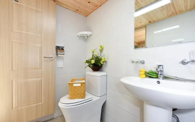 Yeosu Chunghong Pension